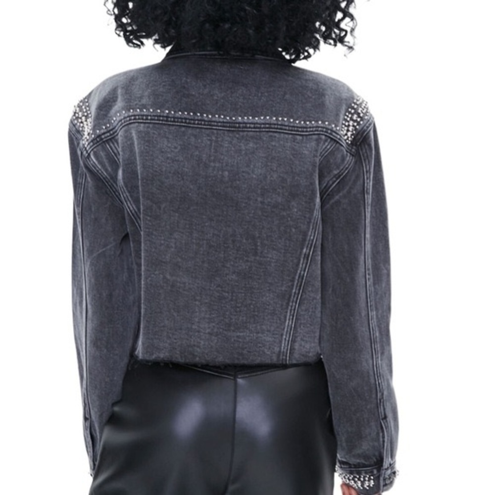 Forever 21 Premium Black Distressed Denim Studded Jacket Size S - Picture 10 of 16